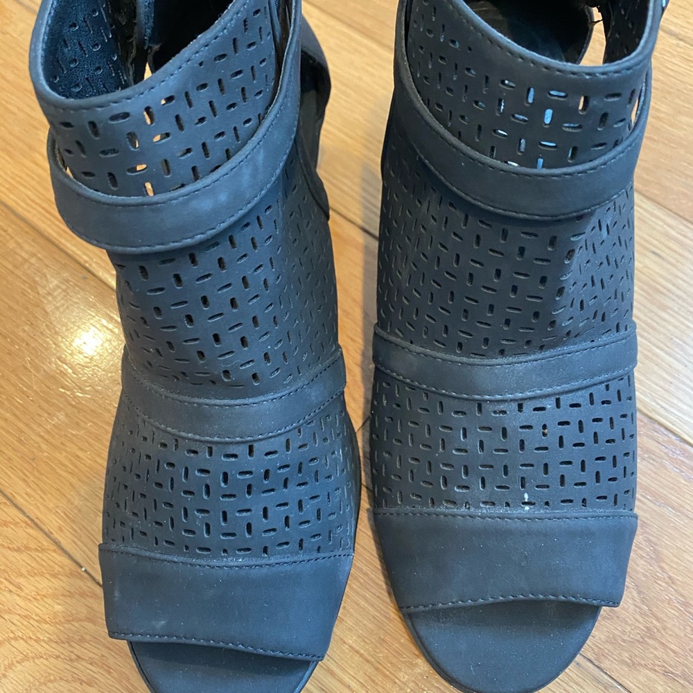 New easy spirit booties